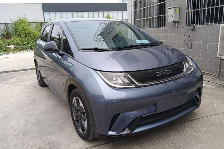 Used BYD Dolphin 2024 Honor Edition 420km Fashion Version Front Right 45 Deg