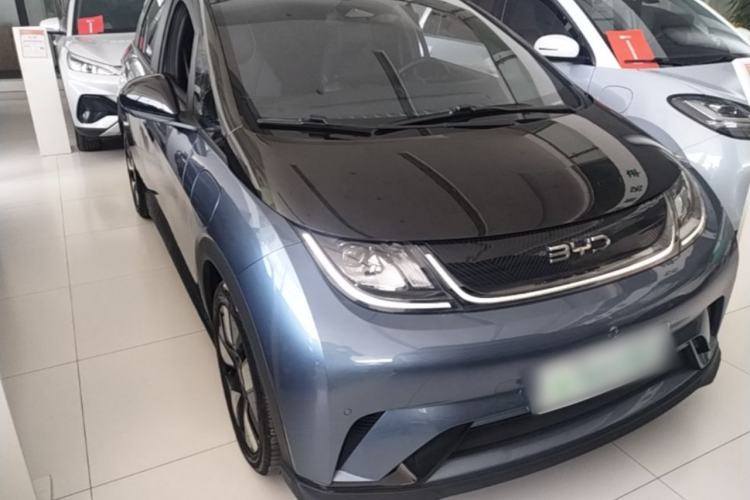 Used BYD Dolphin 2024 Honor Edition 401km Knight Edition Front Right 45 Deg