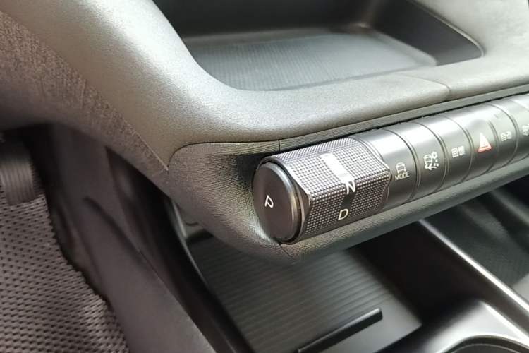 Used BYD Dolphin 2024 Honor Edition 420km Fashion Version Gear Lever