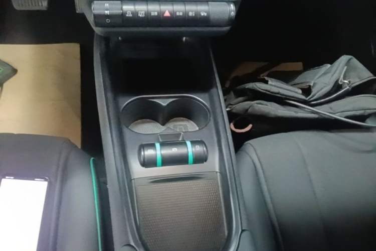 Used BYD Dolphin 2024 Honor Edition 420km Freedom Version Gear Lever