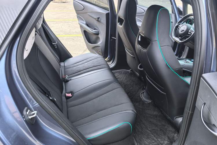 Used BYD Dolphin 2024 Honor Edition 420km Fashion Version Interior 4