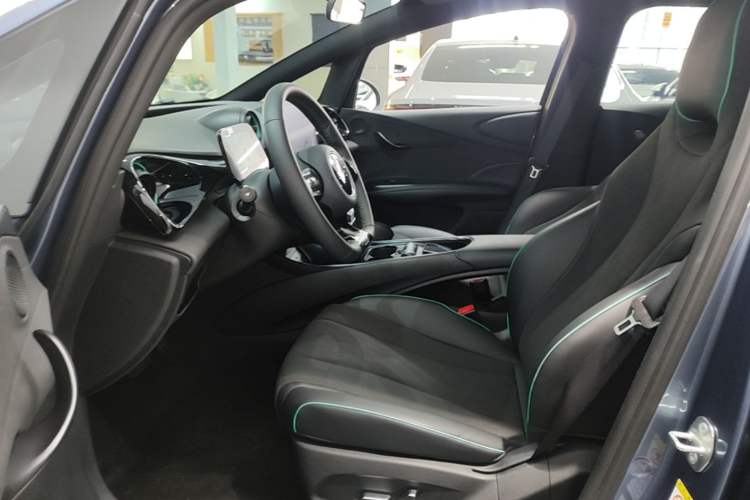Used BYD Dolphin 2024 Honor Edition 420km Fashion Version Left Front Seat