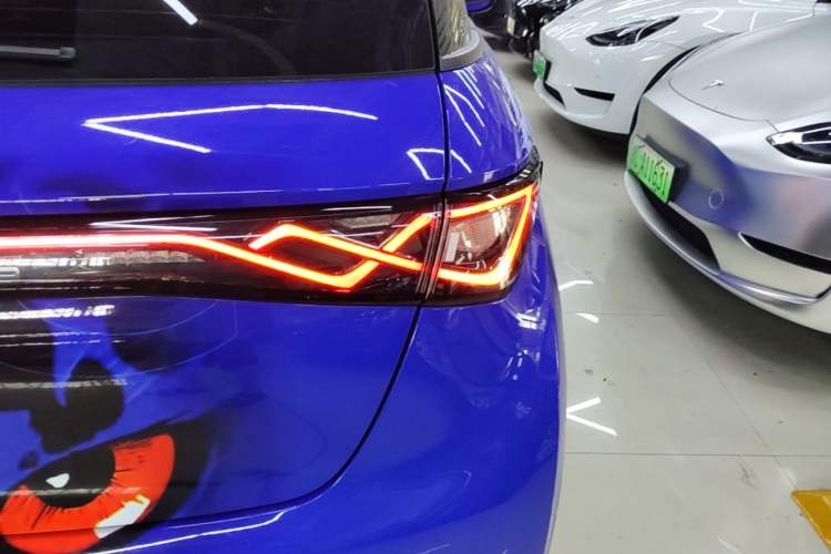 Used BYD Dolphin 2024 Honor Edition 420km Freedom Version Right Rear Taillight