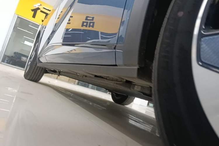 Used BYD Dolphin 2024 Honor Edition 420km Freedom Version Right Side Sill