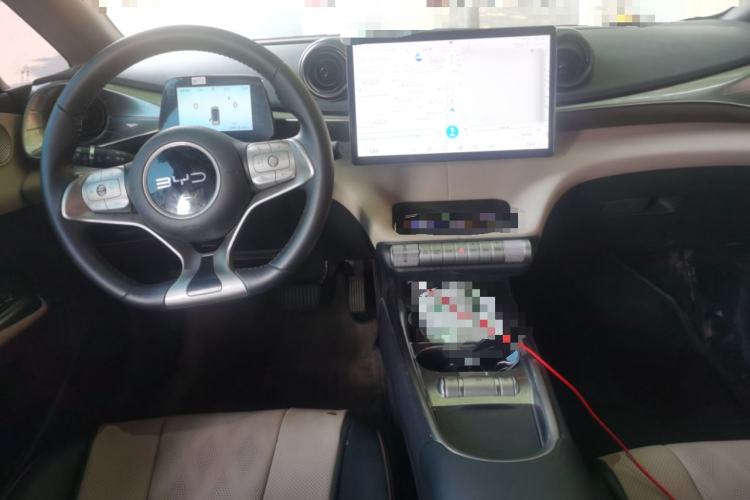 Used BYD Dolphin 2024 Honor Edition 420km Freedom Version Center Console