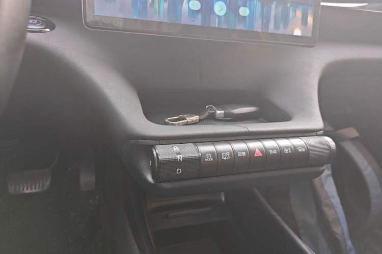 Used BYD Dolphin 2024 Honor Edition 420km Fashion Version Audio And AC Panel