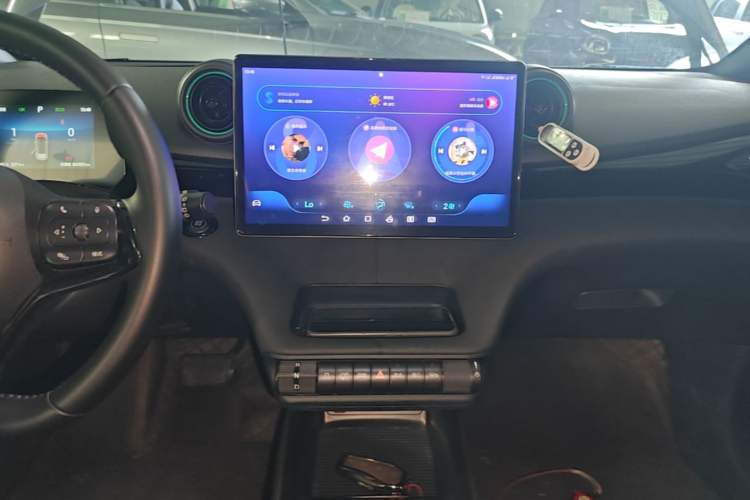 Used BYD Dolphin 2024 Honor Edition 420km Freedom Version Audio And AC Panel