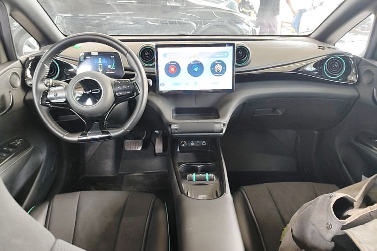 Used BYD Dolphin 2024 Honor Edition 420km Fashion Version Center Console
