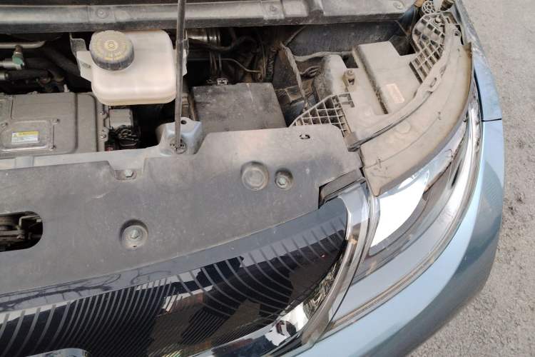 Used BYD Dolphin 2024 Honor Edition 420km Fashion Version Engine Bay Left