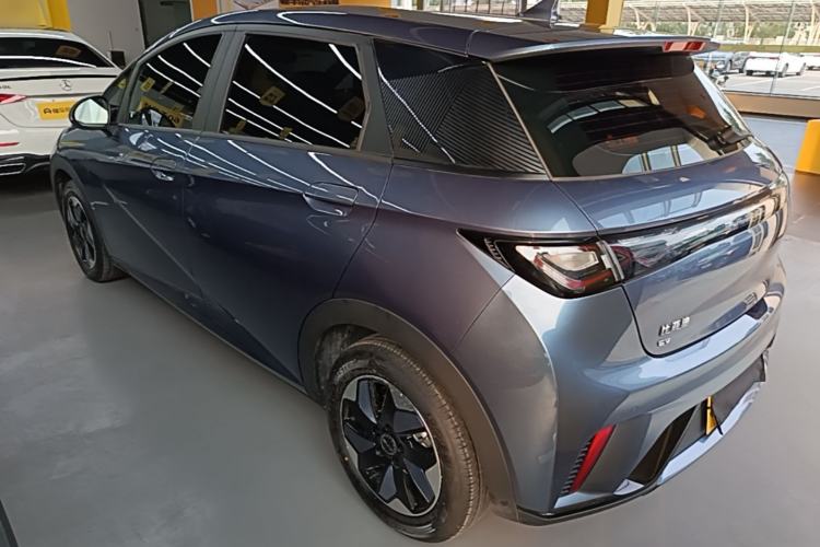 Used BYD Dolphin 2024 Honor Edition 420km Freedom Version Exterior 2