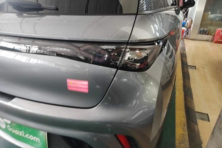 Used BYD Dolphin 2024 Honor Edition 420km Fashion Version Exterior 3