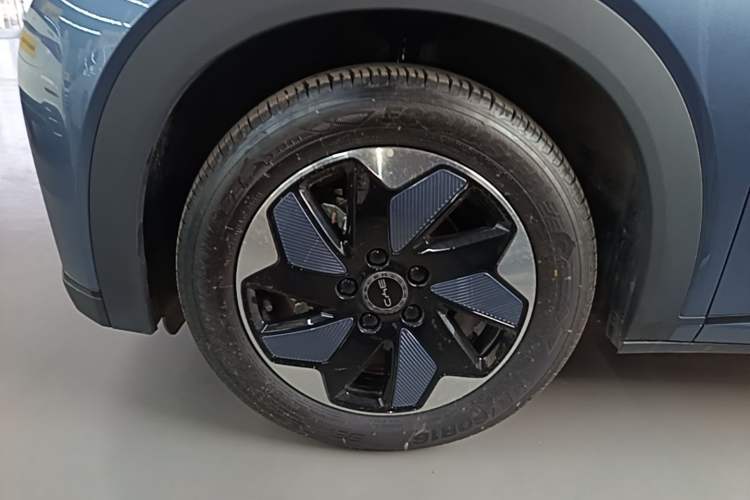 Used BYD Dolphin 2024 Honor Edition 420km Freedom Version Exterior 4