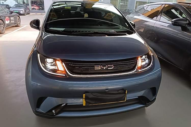 Used BYD Dolphin 2024 Honor Edition 420km Freedom Version Front