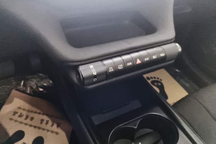 Used BYD Dolphin 2024 Honor Edition 401km Knight Edition Gear Lever