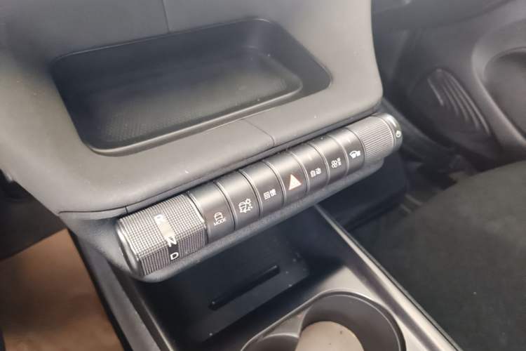 Used BYD Dolphin 2024 Honor Edition 420km Freedom Version Gear Lever