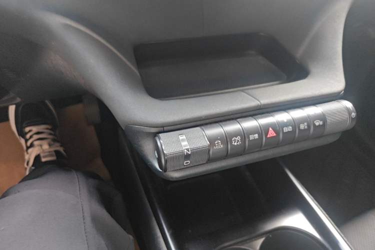Used BYD Dolphin 2024 Honor Edition 420km Fashion Version Gear Lever