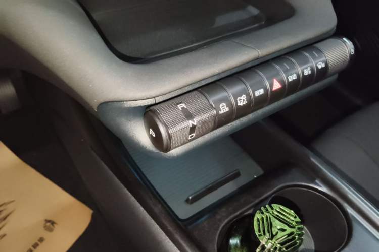 Used BYD Dolphin 2024 Honor Edition 420km Fashion Version Gear Lever