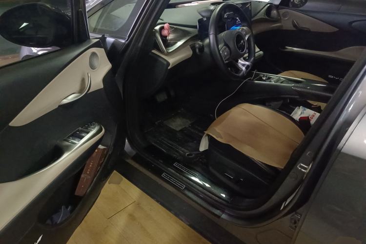 Used BYD Dolphin 2024 Honor Edition 420km Fashion Version Interior 3