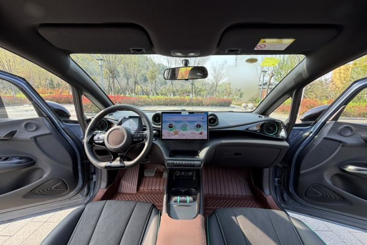 Used BYD Dolphin 2024 Honor Edition 420km Freedom Version Interior 3