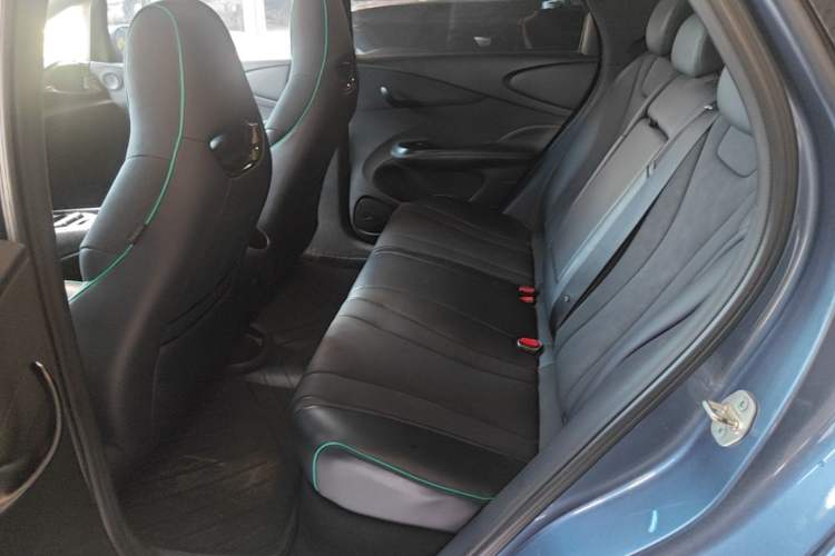 Used BYD Dolphin 2024 Honor Edition 420km Fashion Version Left Rear Seat