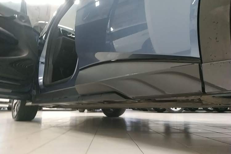 Used BYD Dolphin 2024 Honor Edition 401km Knight Edition Left Side Sill