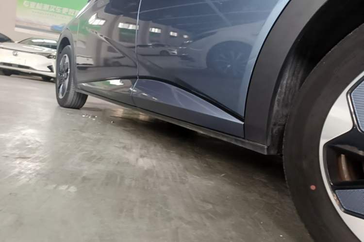 Used BYD Dolphin 2024 Honor Edition 420km Fashion Version Left Side Sill