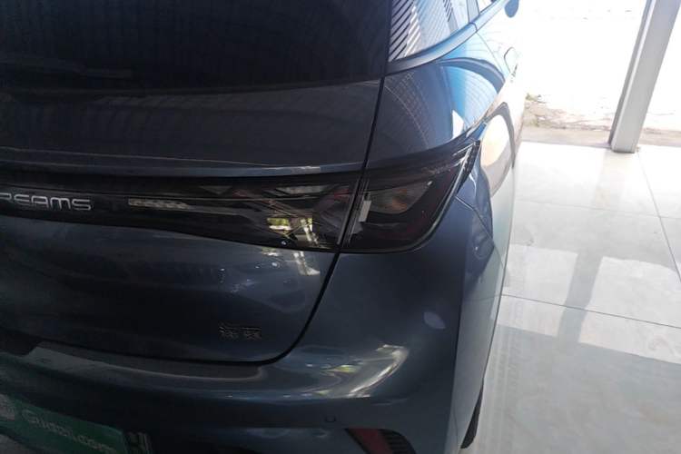 Used BYD Dolphin 2024 Honor Edition 420km Fashion Version Right Rear Taillight
