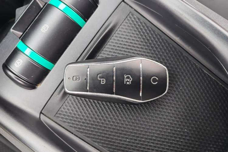 Used BYD Dolphin 2024 Honor Edition 420km Freedom Version Vehicle Key