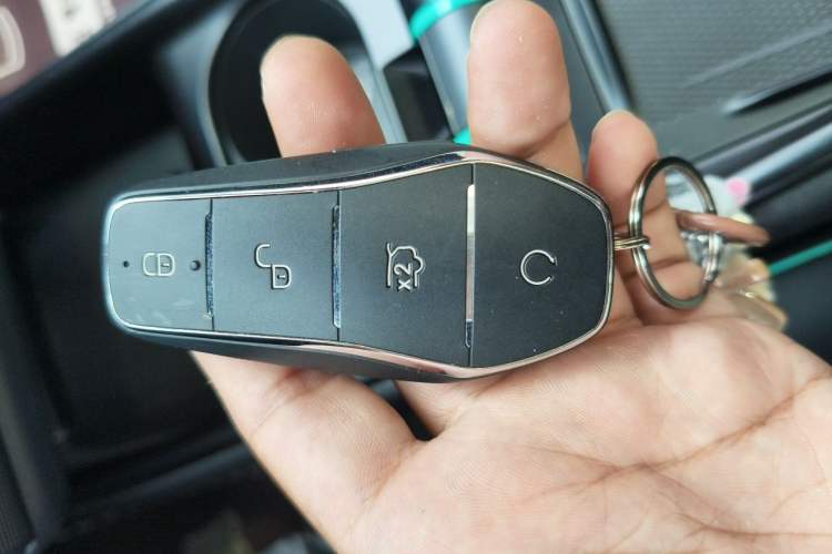 Used BYD Dolphin 2024 Honor Edition 420km Fashion Version Vehicle Key