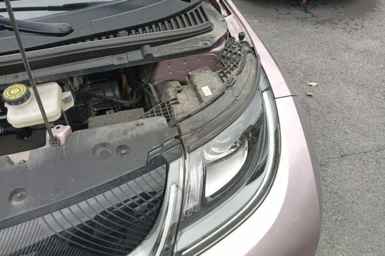 Used BYD Dolphin 2024 Honor Edition 420km Fashion Version Engine Bay Left