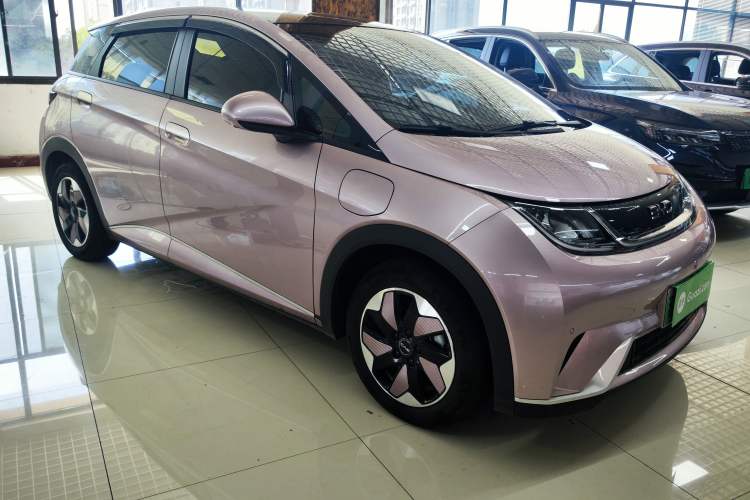 Used BYD Dolphin 2024 Honor Edition 420km Fashion Version Front Right 45 Deg