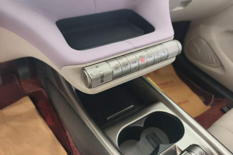 Used BYD Dolphin 2024 Honor Edition 420km Fashion Version Gear Lever
