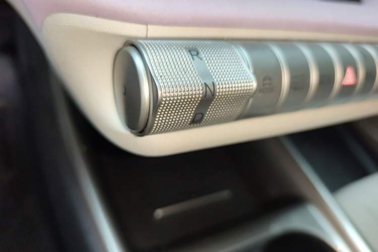 Used BYD Dolphin 2024 Honor Edition 420km Fashion Version Gear Lever