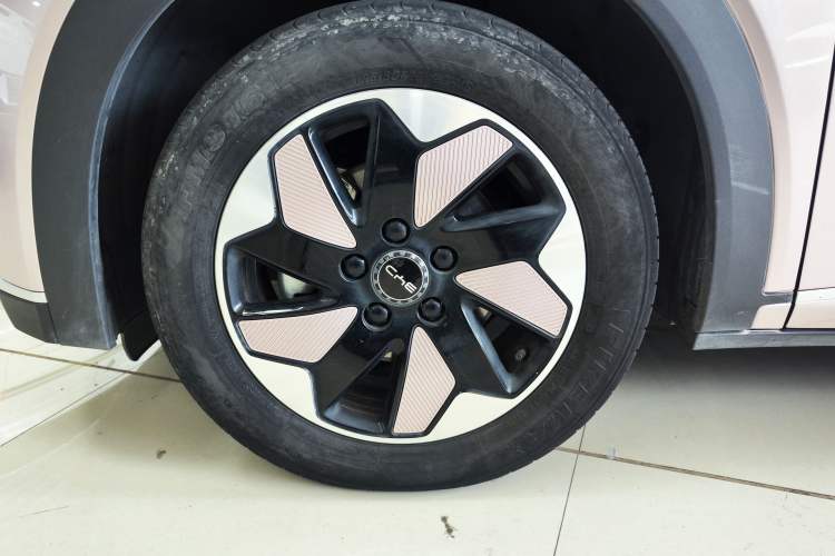 Used BYD Dolphin 2024 Honor Edition 420km Fashion Version Left Front Wheel Hub