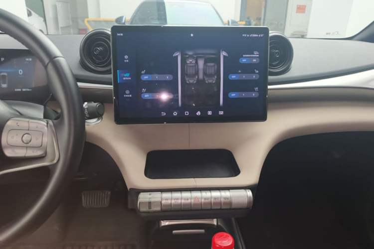 Used BYD Dolphin 2024 Honor Edition 420km Fashion Version Audio And AC Panel