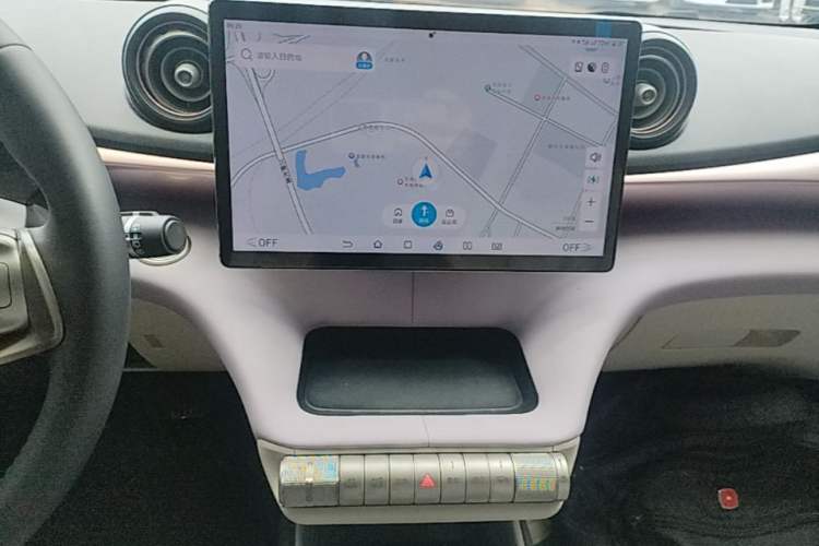 Used BYD Dolphin 2024 Honor Edition 420km Freedom Version Audio And AC Panel