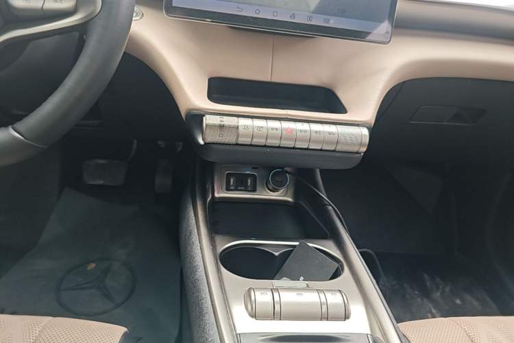 Used BYD Dolphin 2024 Honor Edition 420km Fashion Version Gear Lever