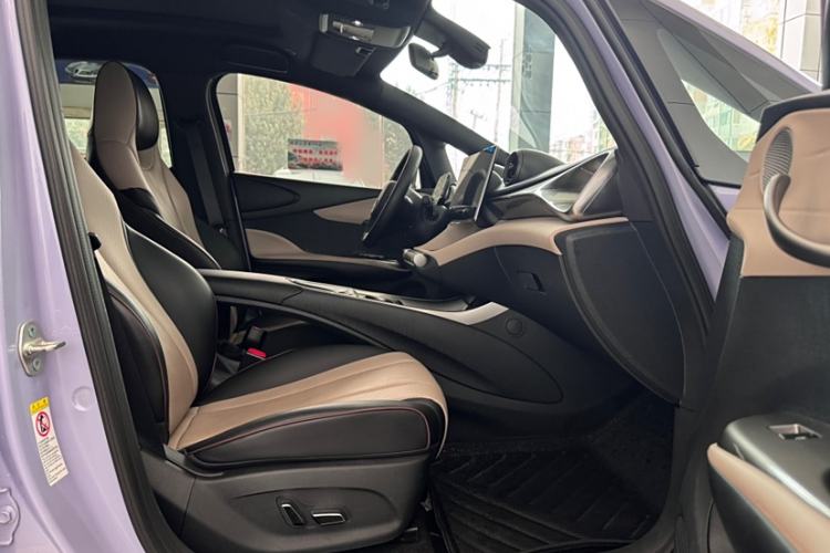 Used BYD Dolphin 2024 Honor Edition 420km Fashion Version Interior 2