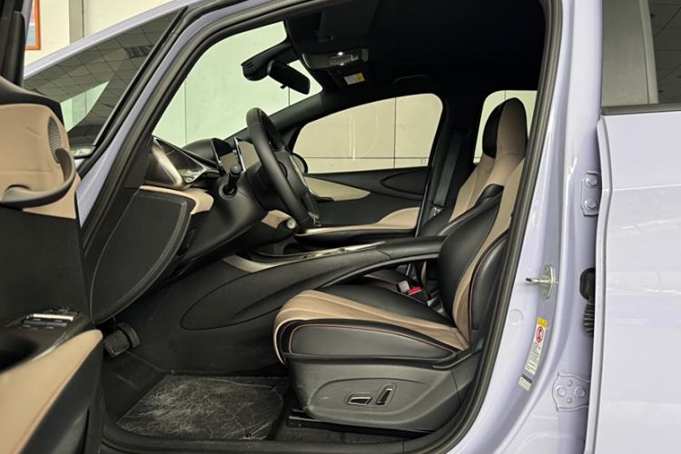 Used BYD Dolphin 2024 Honor Edition 420km Fashion Version Interior 8