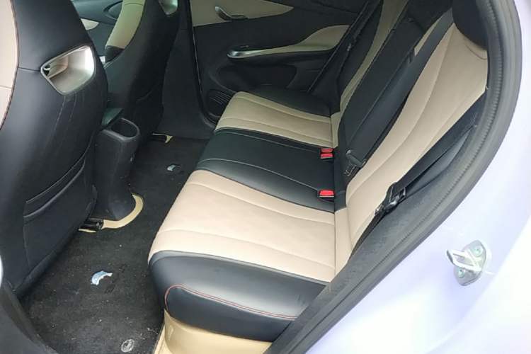 Used BYD Dolphin 2024 Honor Edition 420km Fashion Version Left Rear Seat