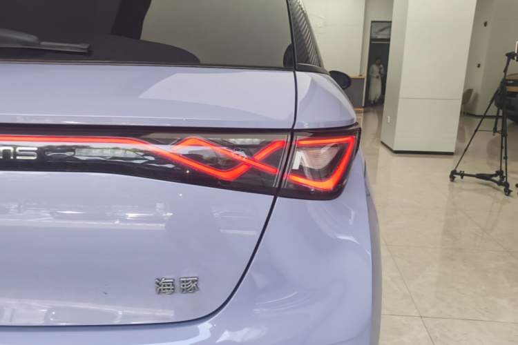 Used BYD Dolphin 2024 Honor Edition 420km Fashion Version Right Rear Taillight
