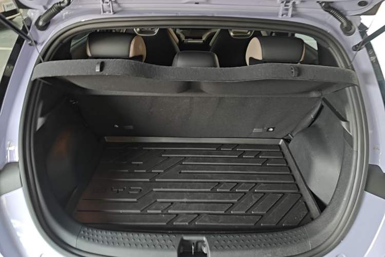 Used BYD Dolphin 2024 Honor Edition 420km Freedom Version Trunk