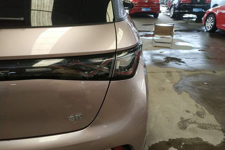 Used BYD Dolphin 2024 Honor Edition 420km Fashion Version Exterior 6