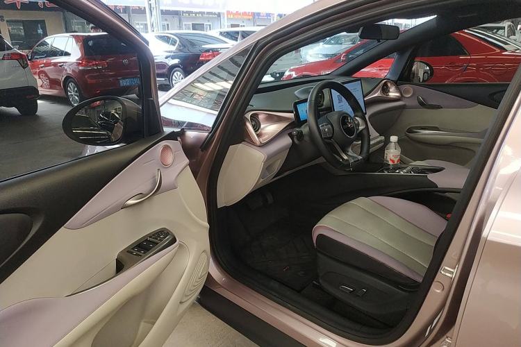 Used BYD Dolphin 2024 Honor Edition 420km Fashion Version Interior 3