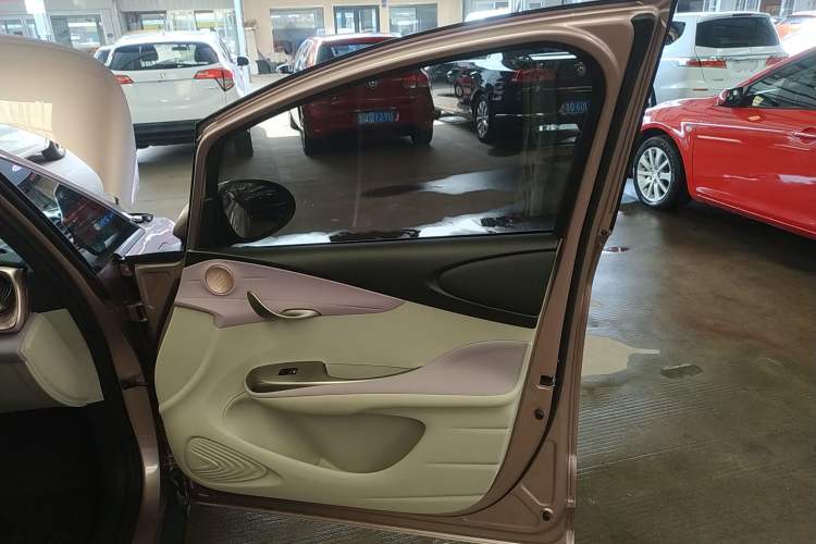 Used BYD Dolphin 2024 Honor Edition 420km Fashion Version Interior 5