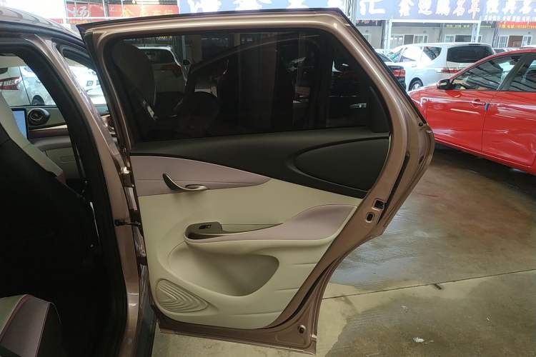 Used BYD Dolphin 2024 Honor Edition 420km Fashion Version Interior 6