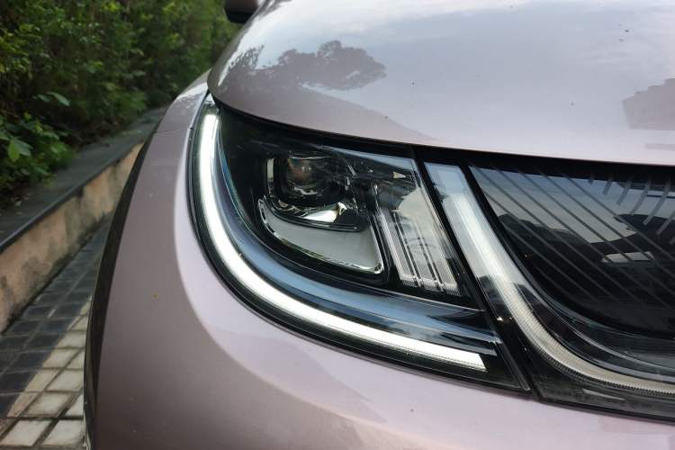 Used BYD Dolphin 2024 Honor Edition 420km Fashion Version Right Front Headlight