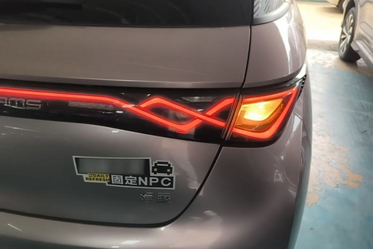 Used BYD Dolphin 2024 Honor Edition 420km Fashion Version Right Rear Taillight