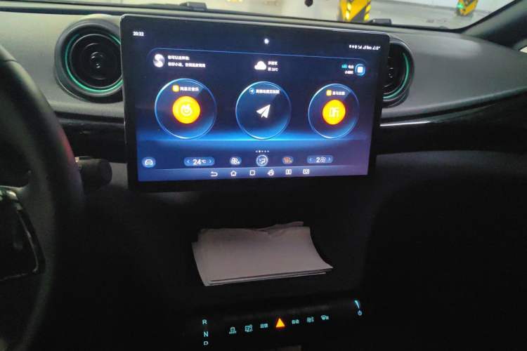 Used BYD Dolphin 2024 Honor Edition 420km Fashion Version Audio And AC Panel