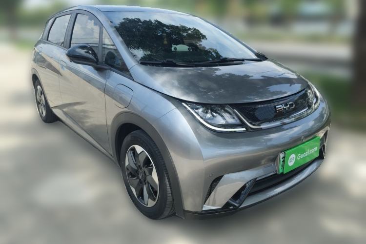 Used BYD Dolphin 2024 Honor Edition 420km Fashion Version Front Right 45 Deg